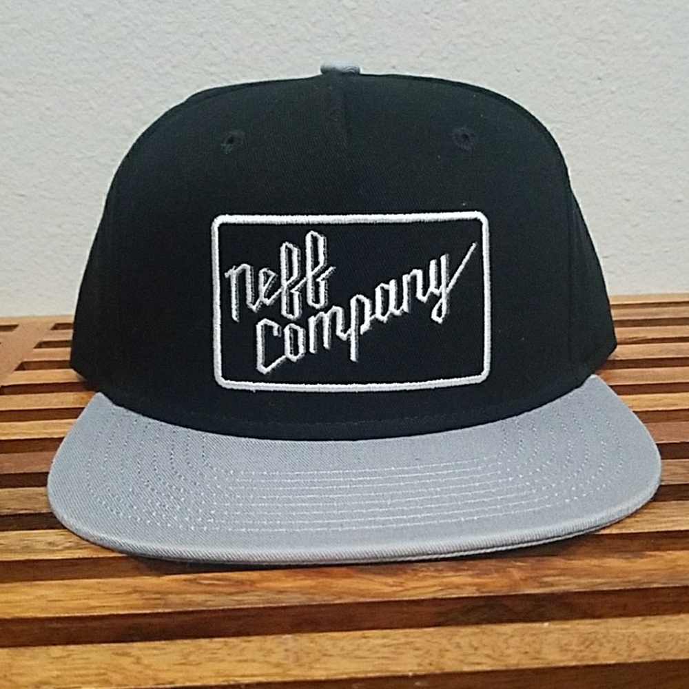 Snap back Hat NWT